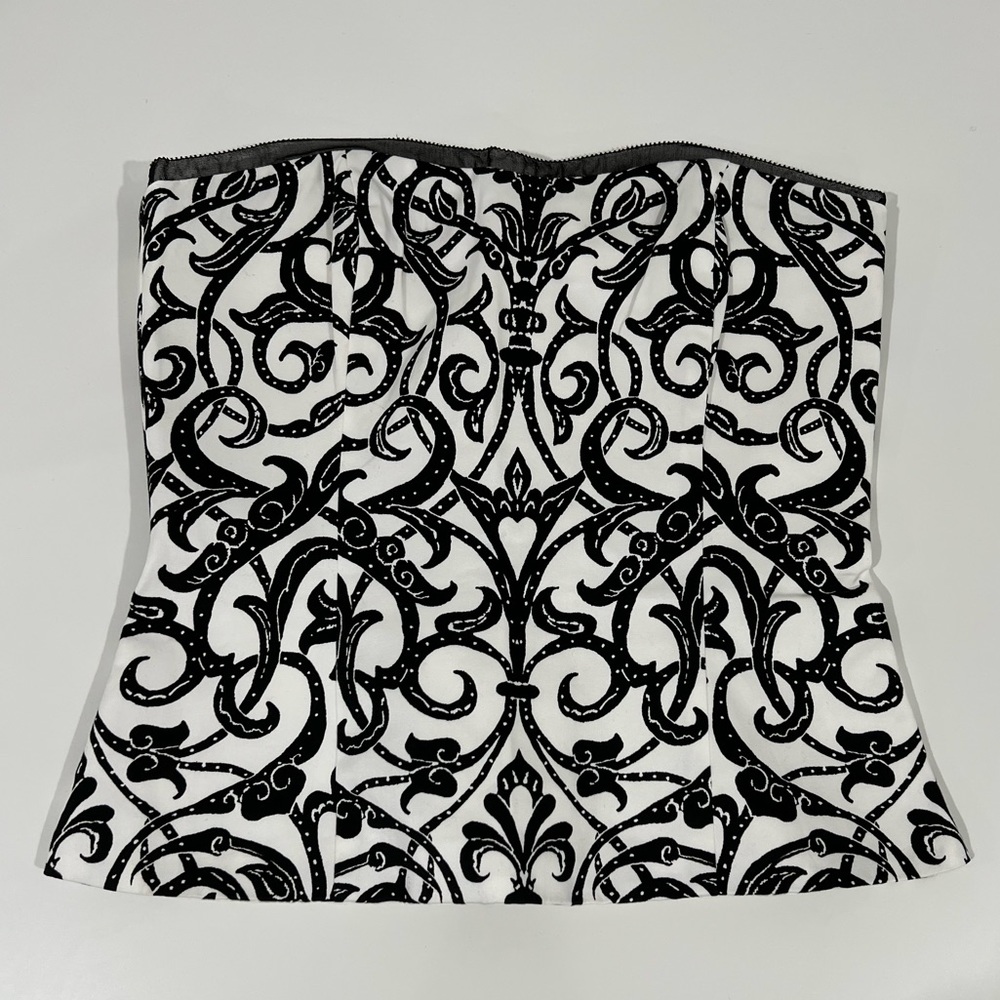 NWT White House Black Market Black & White Print Design Bustier Top Sizee 2